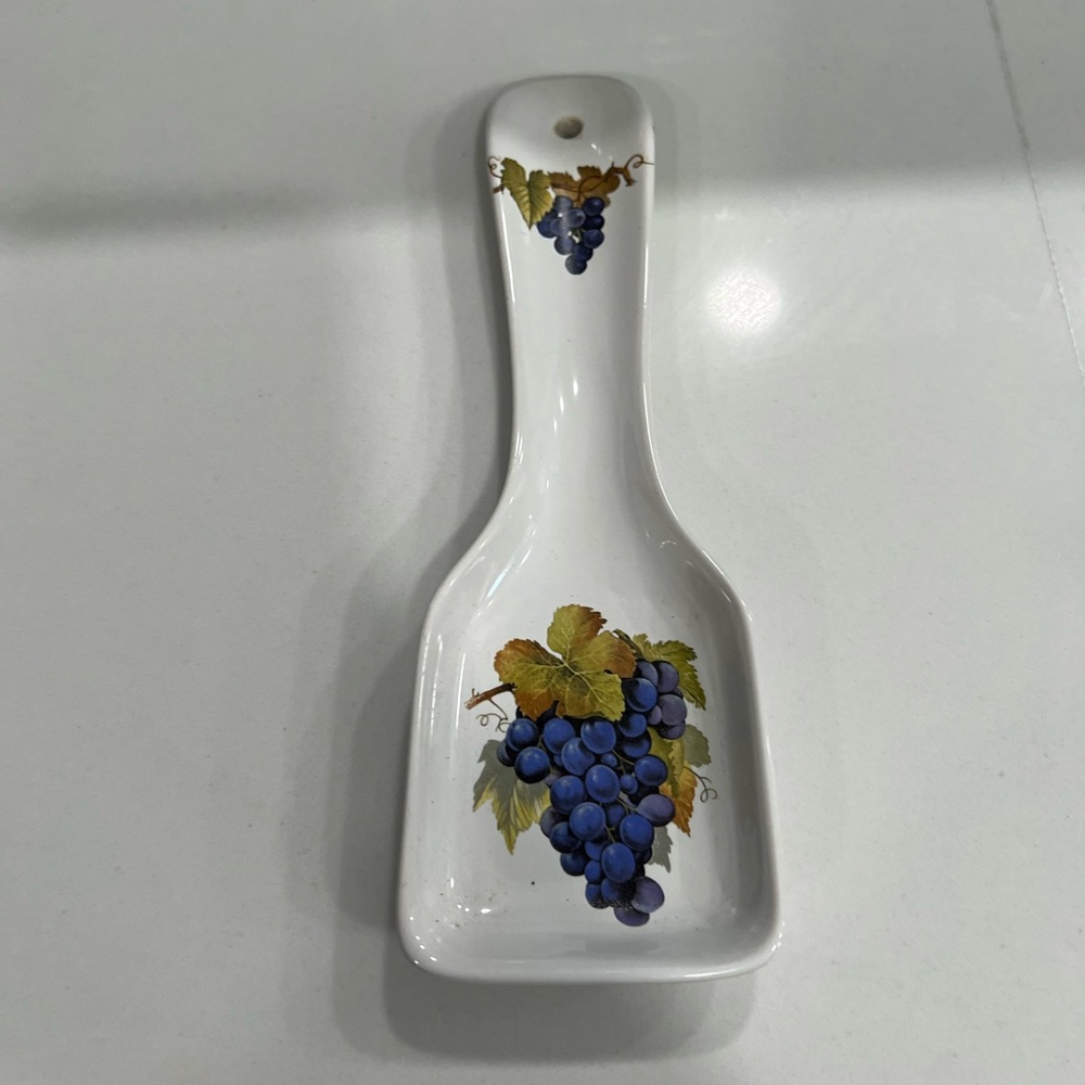 Ceramic Spoon Rest with Branch of Grapes
